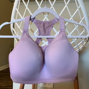 Victoria’s Secret Victoria’s Sport Incredible Lightweight Max Sports Bra